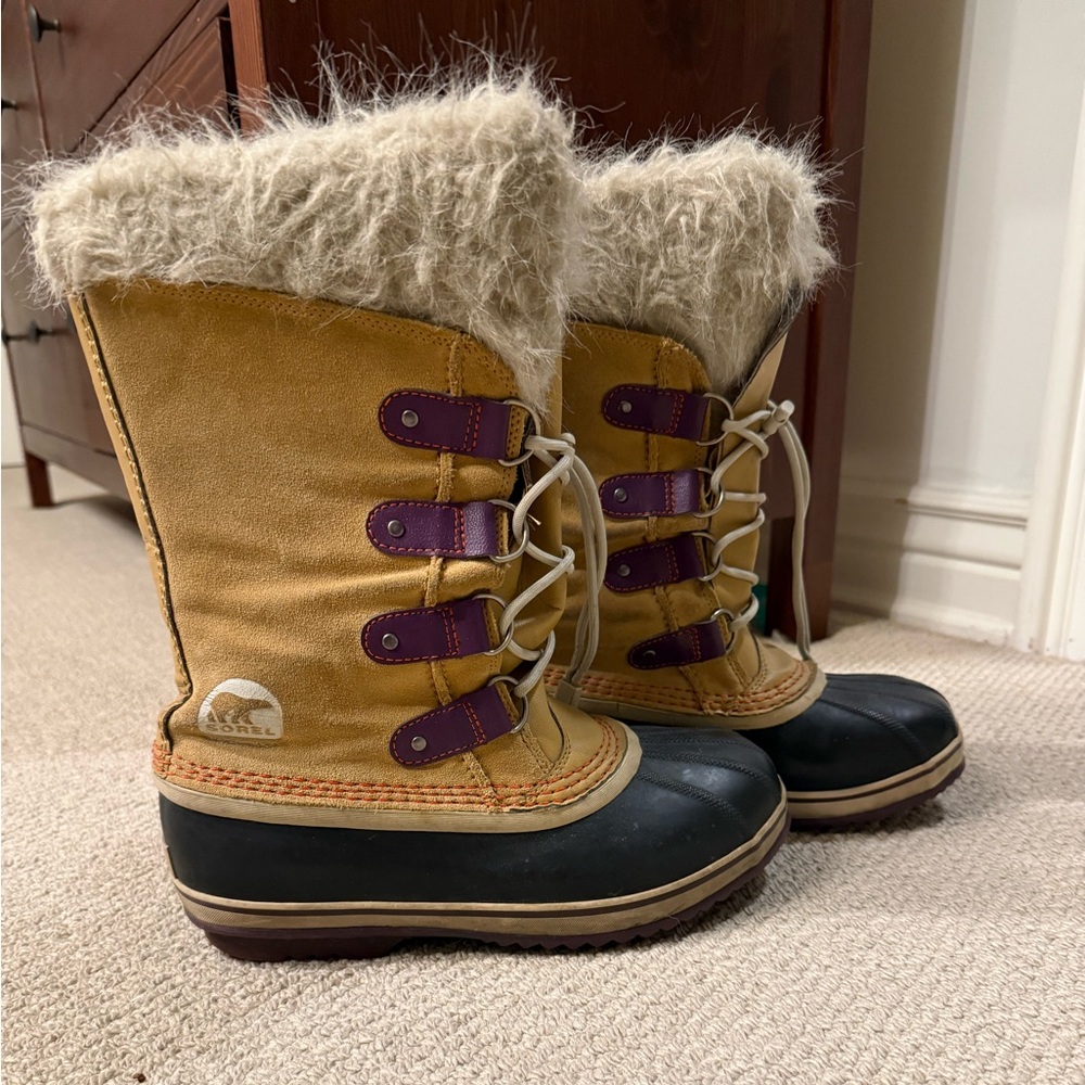 Sorel Tan and Black Faux-Fur Trim Winter Boots with Purple Accents